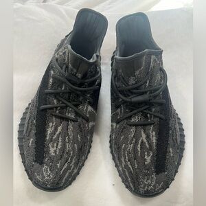 Yeezy US 12 only worn once